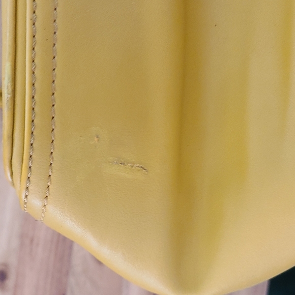 Matt & Nat Tote in Amber - Picture 5 of 12